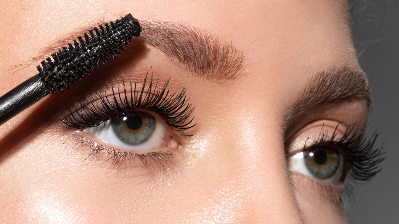 Eye Makeup – Essential Tips for a Brighter Look 
