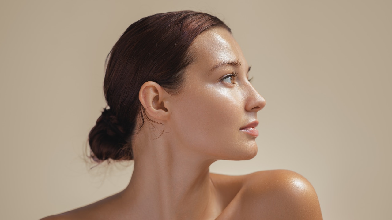 Strengthens Skin Barrier