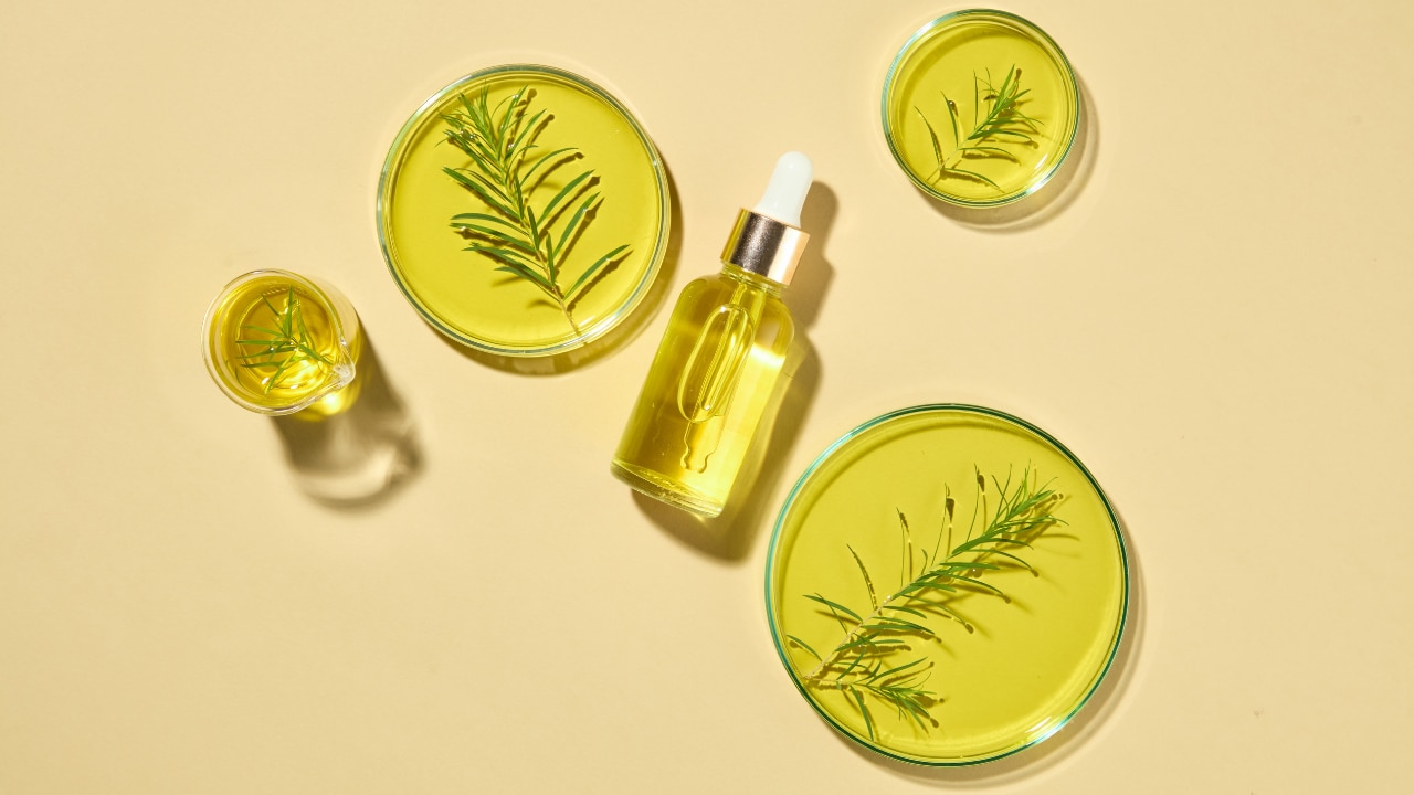Tea Tree Oil & Aloe Spray