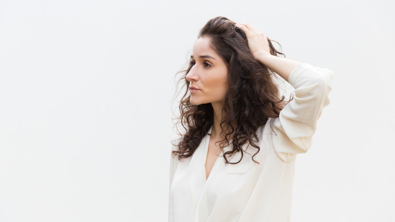 Strengthens Roots and Reduces Hair Fall
