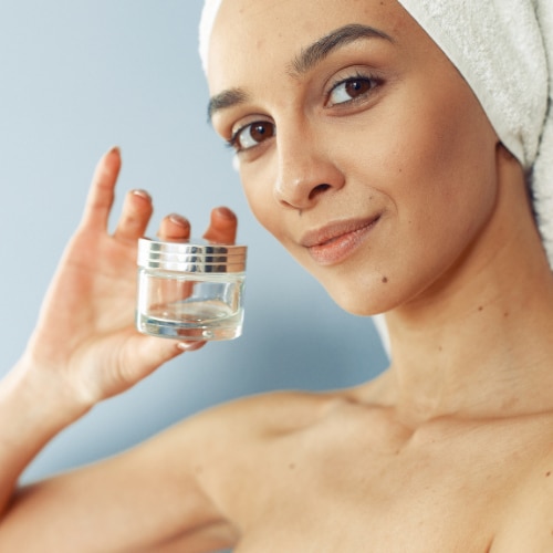 Water-Based Moisturizers: Benefits, Best Picks & How to Use Them for Hydrated Skin