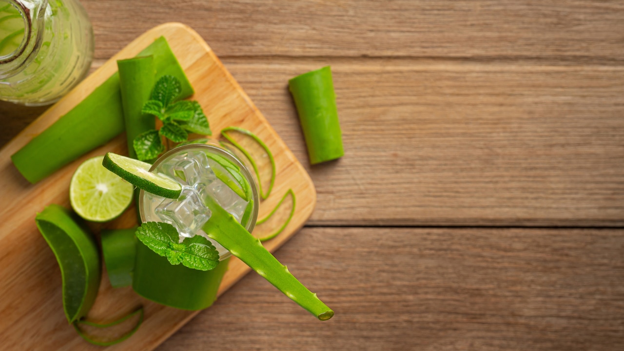Aloe Vera and Lemon Juice Gel