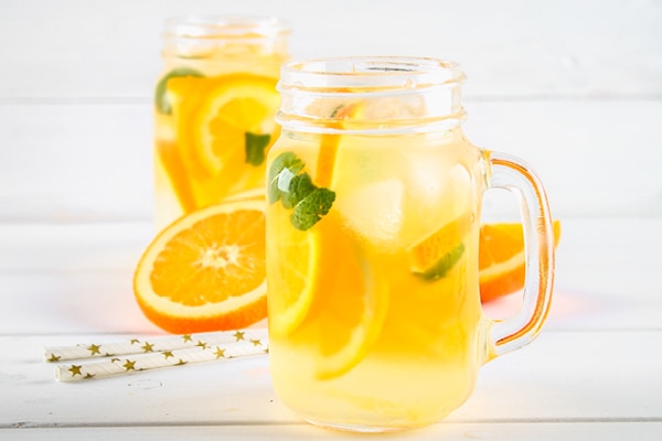 Aloe, lemon and honey detox drink