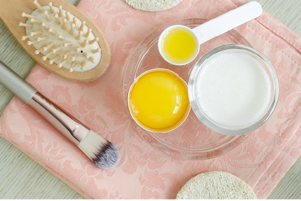 Rice flour and egg mask