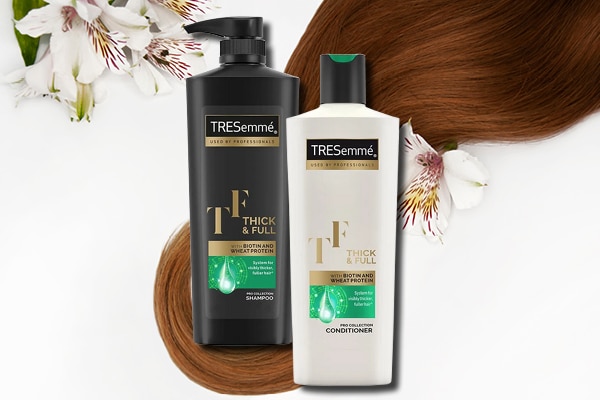 TRESemmé Curl Care Flawless Curls Extra Hold Mousse