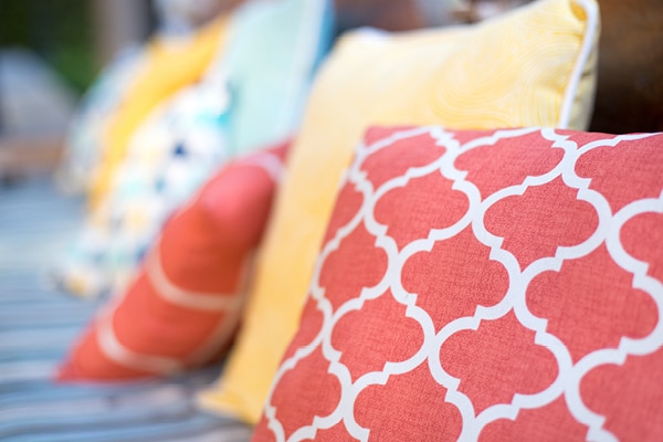 Throw pillows Throw pillows