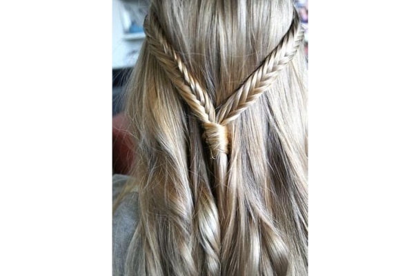 Inverted fishtail braid