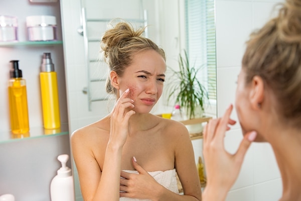 FAQs about tea tree oil uses for skin and hair FAQs about tea tree oil uses for skin and hair