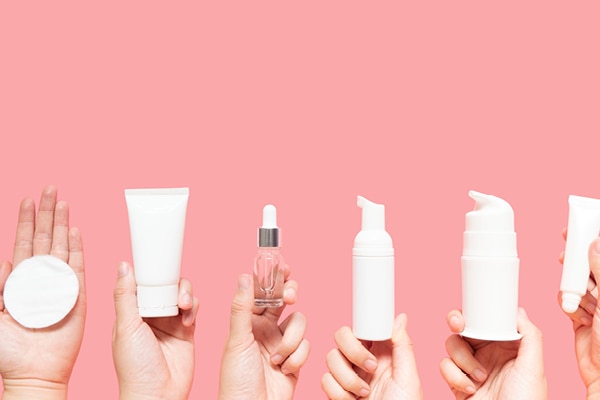 Skincare application: The right way to apply face serum