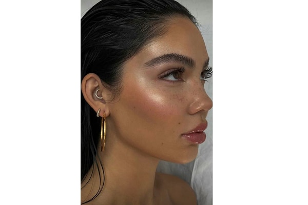 Cream-based blush for glow-getters