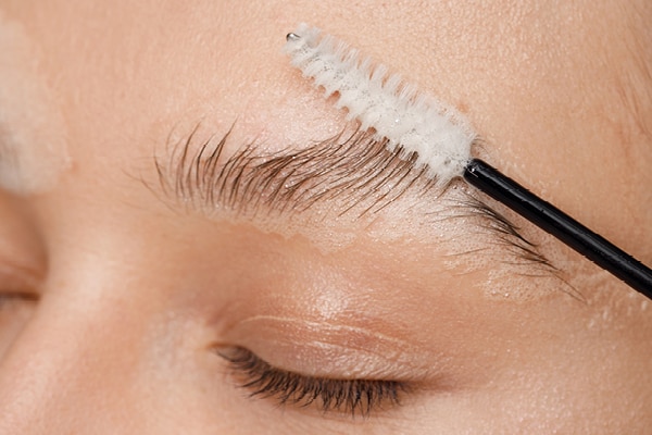 How to deal with eyebrow dandruff