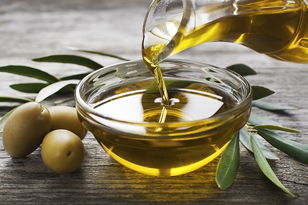 olive oil for hair