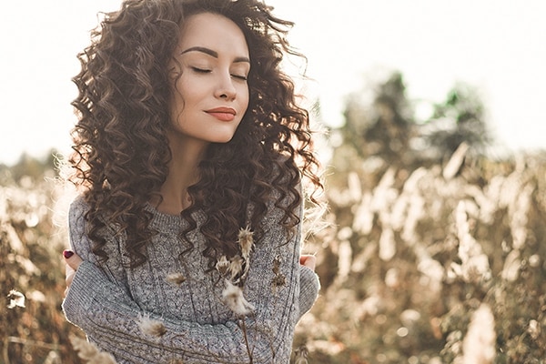 Protect your hair against pollution damage