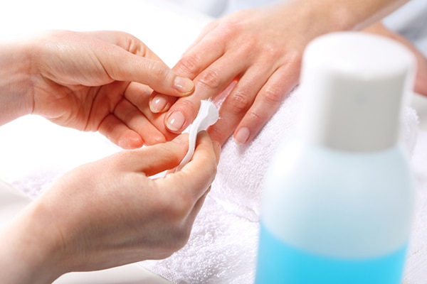 Keep gel nails away from hot water Keep gel nails away from hot water