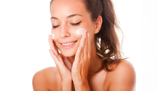 How to use a cleansing milk