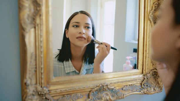 How to Contour and Highlight for Your Face Shape