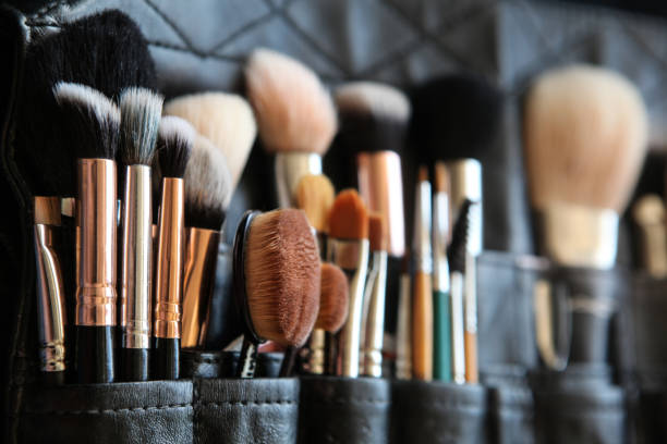 how to clean makeup brushes