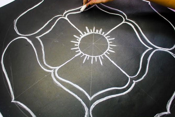 Hack 5: Float your rangolis