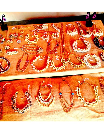 accessorise accessorise
