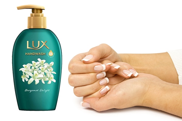 It helps heal damaged skin and prevent peeling It helps heal damaged skin and prevent peeling